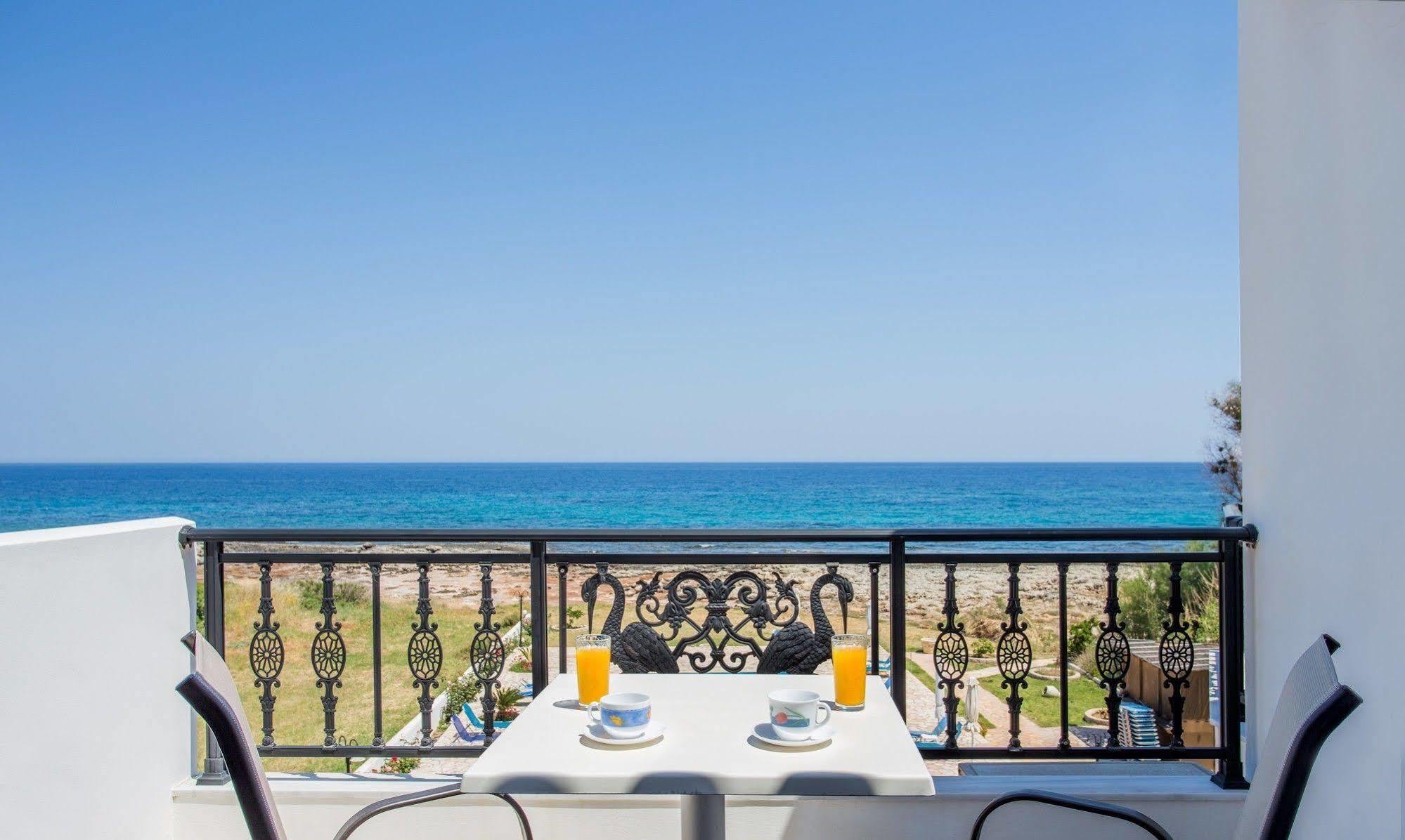 Venti Seaside Adult Hotel 莫奈姆瓦夏 外观 照片
